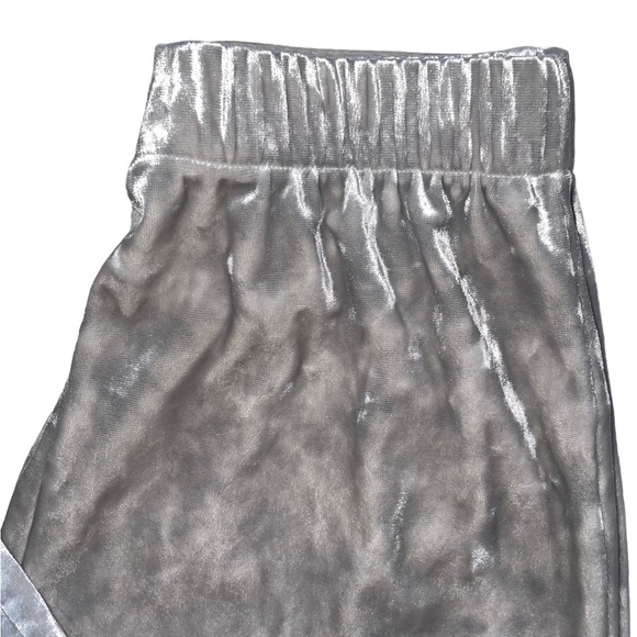 NWOT Victorias Secret Velour Jogger in Grey - Picture 3 of 7